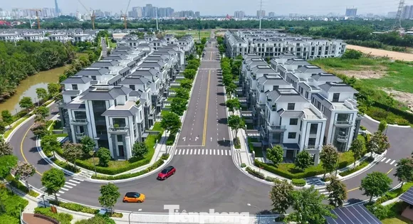 Bất động sản xuất hiện rao bán cắt lỗ, cần lưu ý gì …